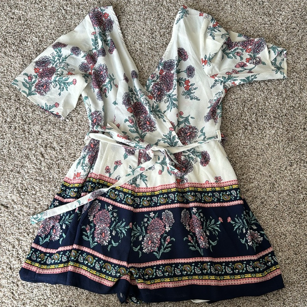 Francesca's Collections Floral Wrap Dress - Cream and Navy